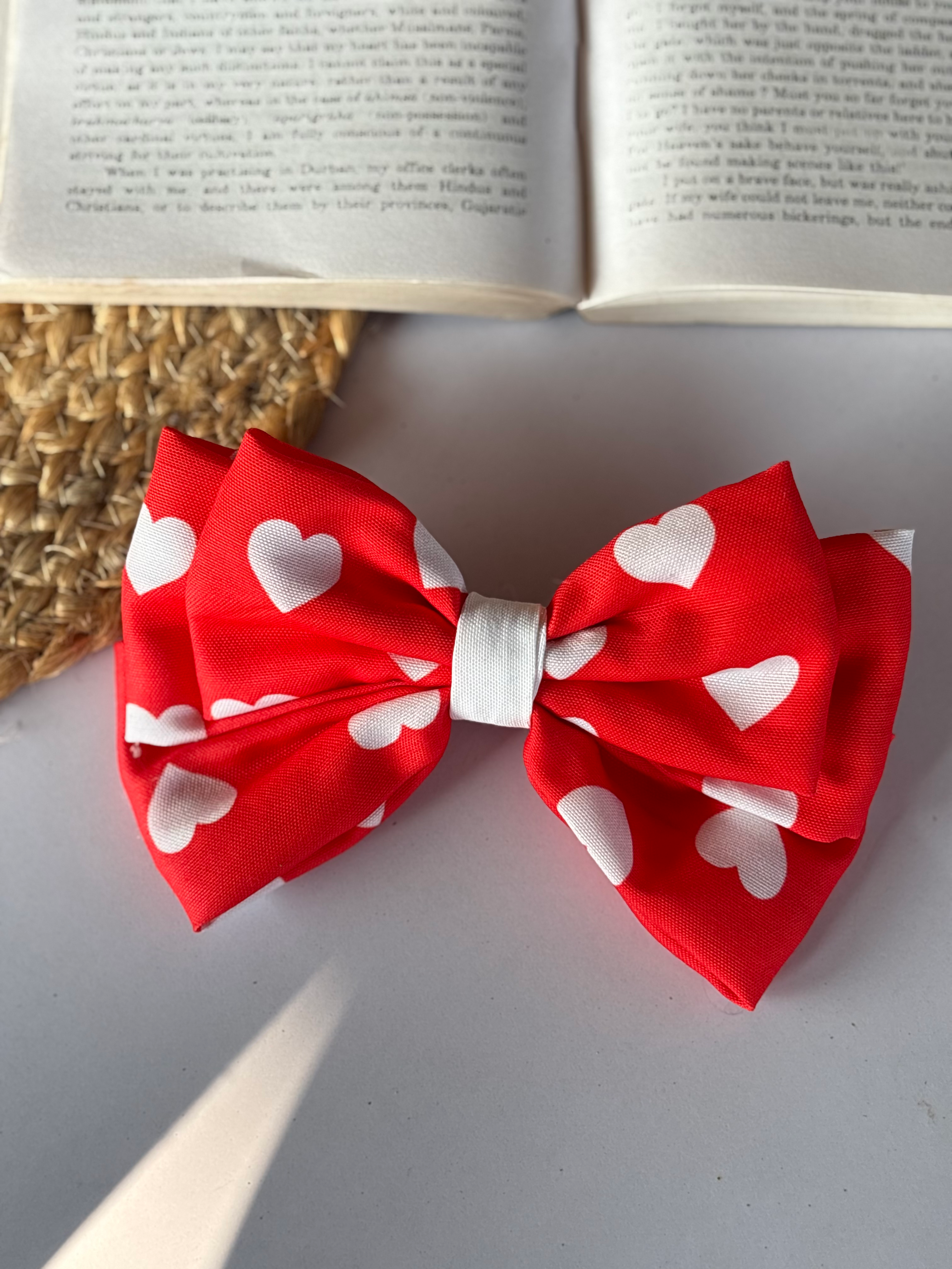 White Heart layer bow
