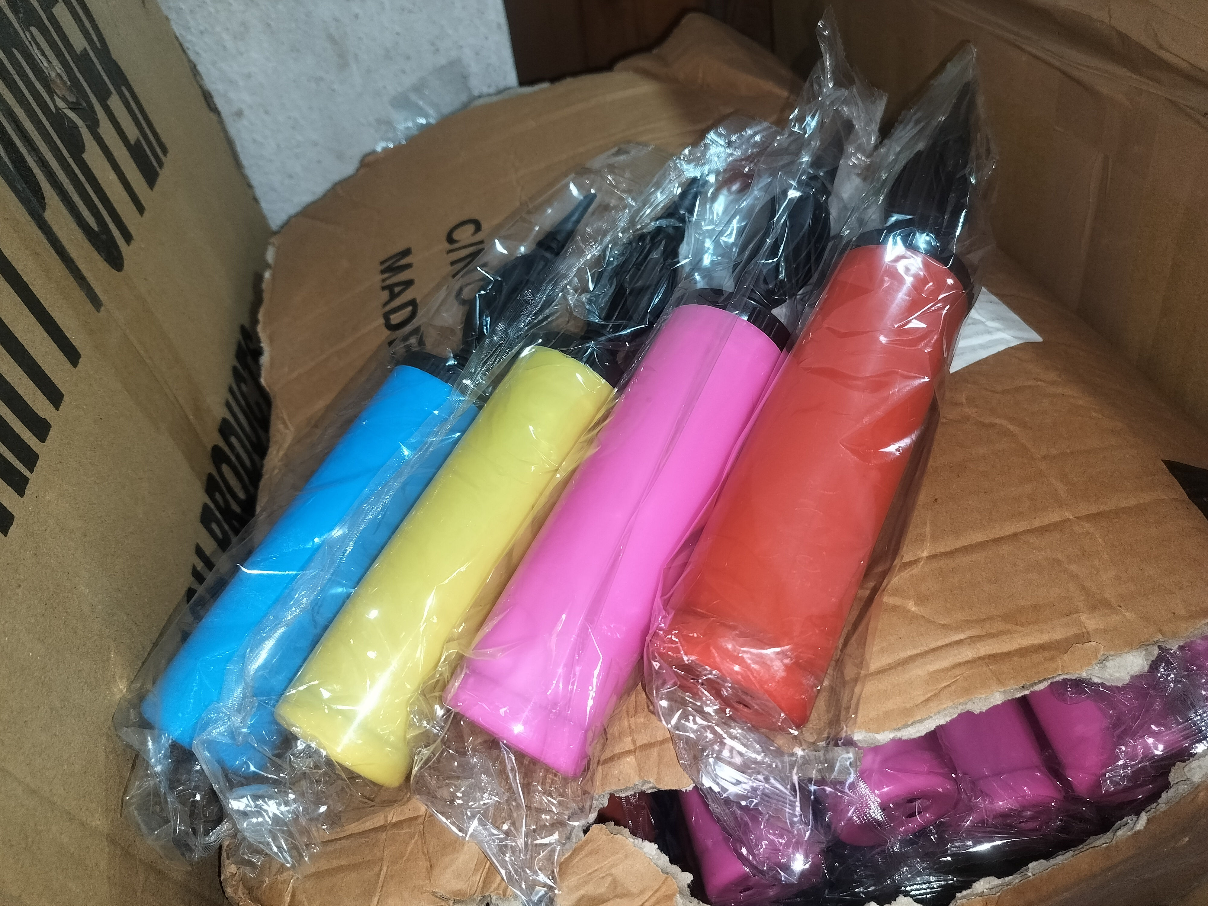 Ballon pumper (multiple colours) big