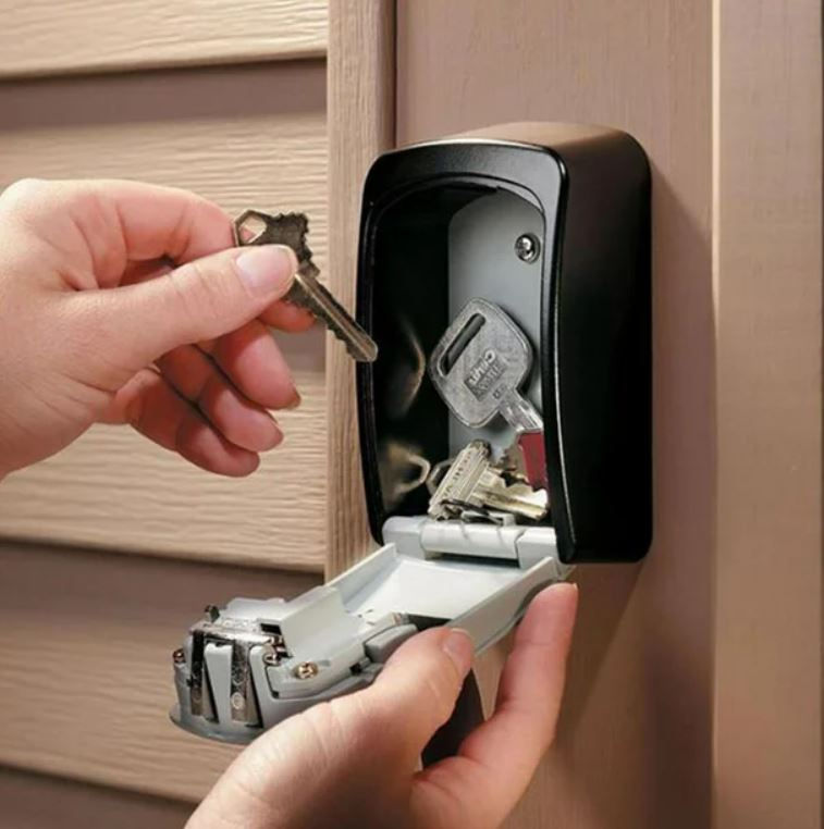 Lockbox to store keys securely