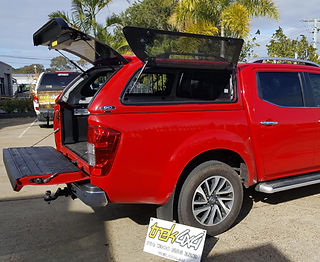 New 2016+ Nissan NP300.Navara.(EU Bed).jpg