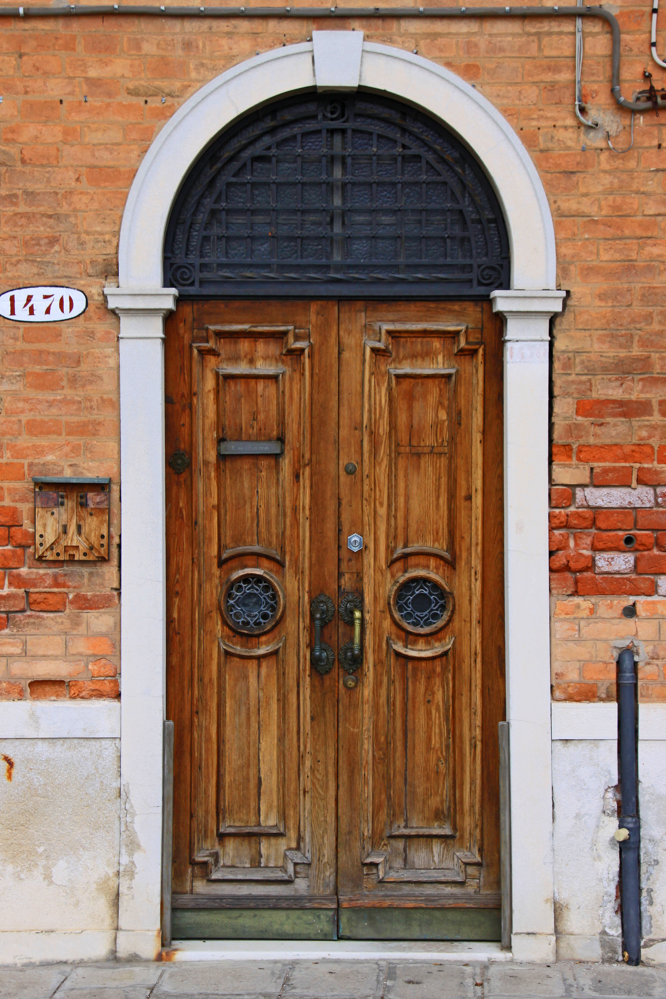 Door 52