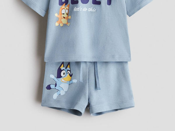 Bluey குழந்தைகள் டி-சர்ட் மற்றும் ஷார்ட்ஸ் செட்