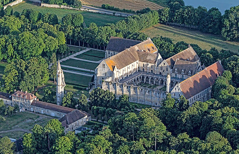det_abbaye_royaumont_adobestock_334785438_sebastien_rabany.jpg