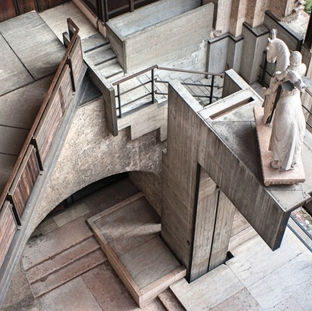 Architecture between the spectrum of theory and non-theory