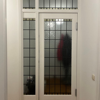 volledig portaal met glas in lood