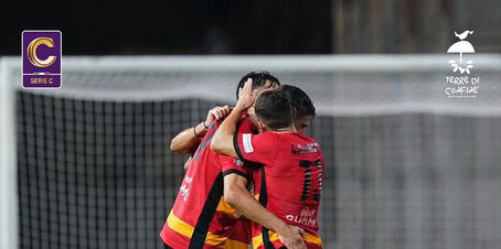 Benevento, che rimonta: battuta la Cavese 2-1 nel derby d'esordio