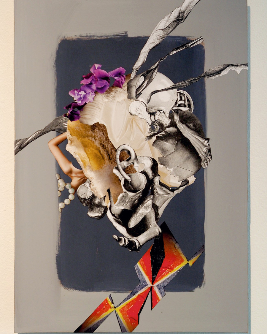 Specimen, hand — graphite on linen, 2022