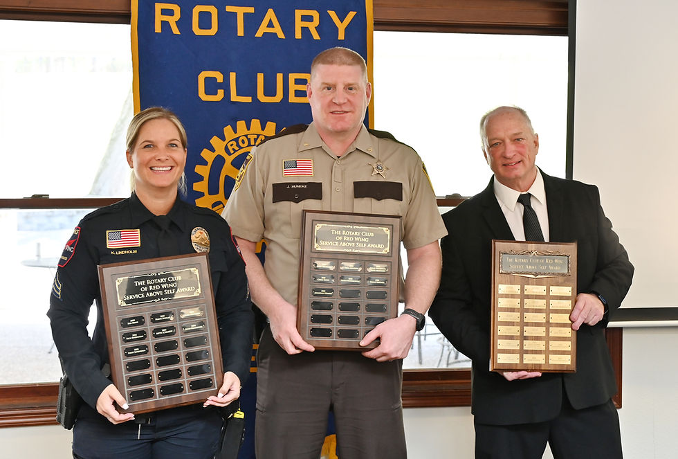 Red Wing Rotary Service Above Self