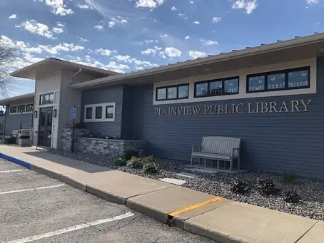 Plainview Public Library Book Talk