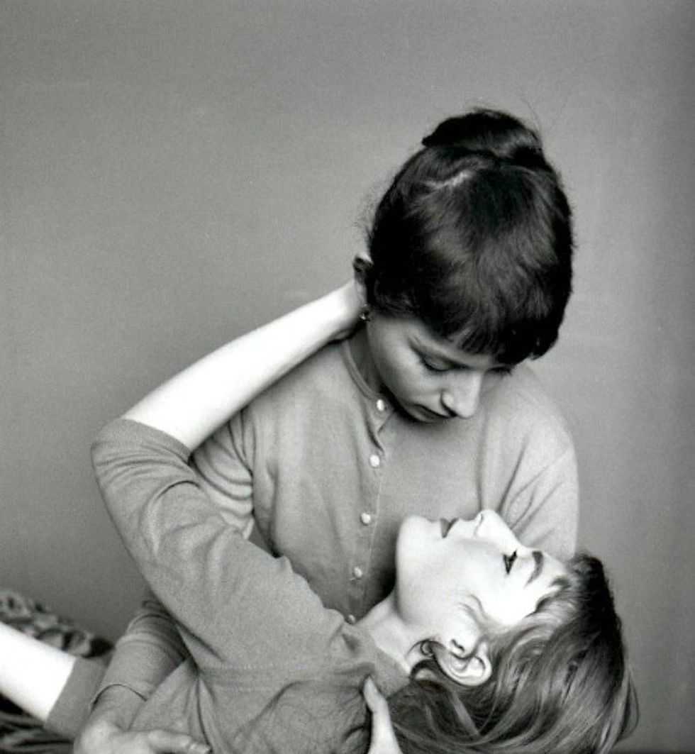 58a42-Lesbian book cover-ca 1958