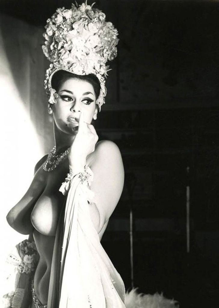 63a1c-Chorus girl - Quartier Latin - Paris - 1963