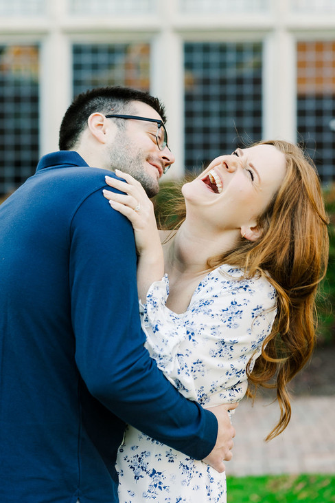 5️⃣ Iconic University of Richmond tower engagement photo