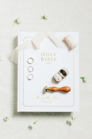 21. Bible and wedding rings detail during Virginia wedding day