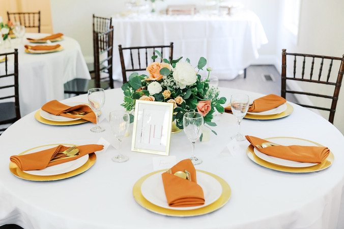 53. Champagne and copper wedding table design at Antebellum of New Kent
