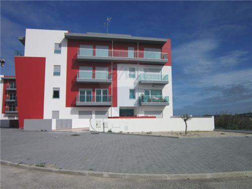 Apartamento - T3 - Venda - Atouguia
