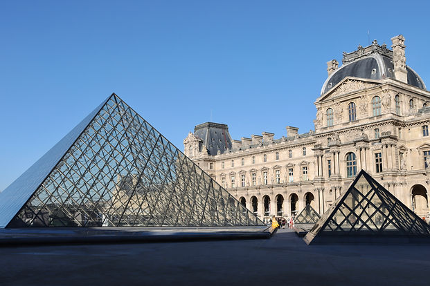 louvre.jpg