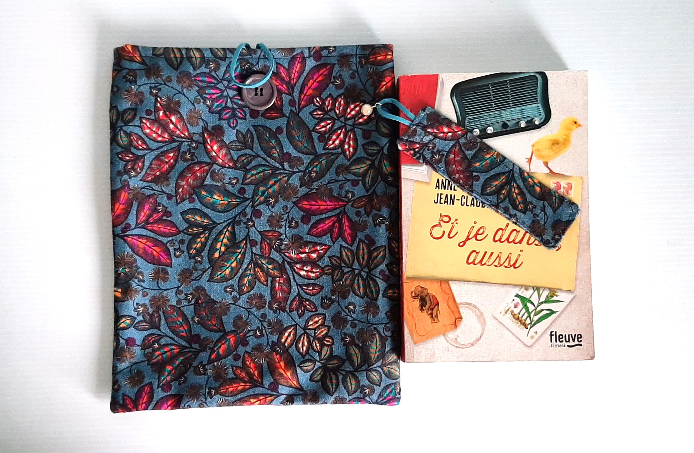 Pochette à livre et marque page