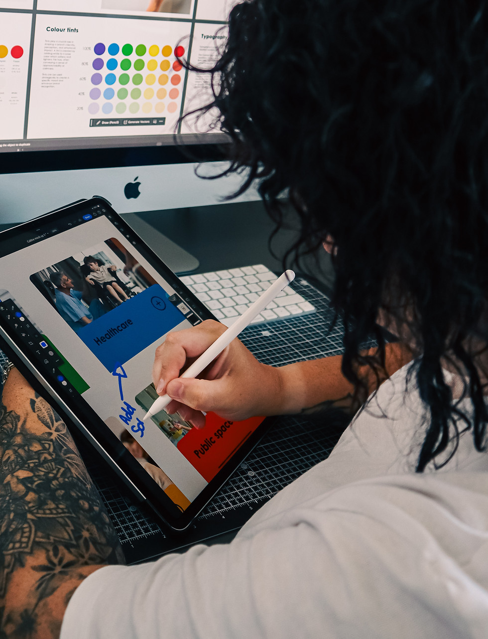 Image of Jayde working