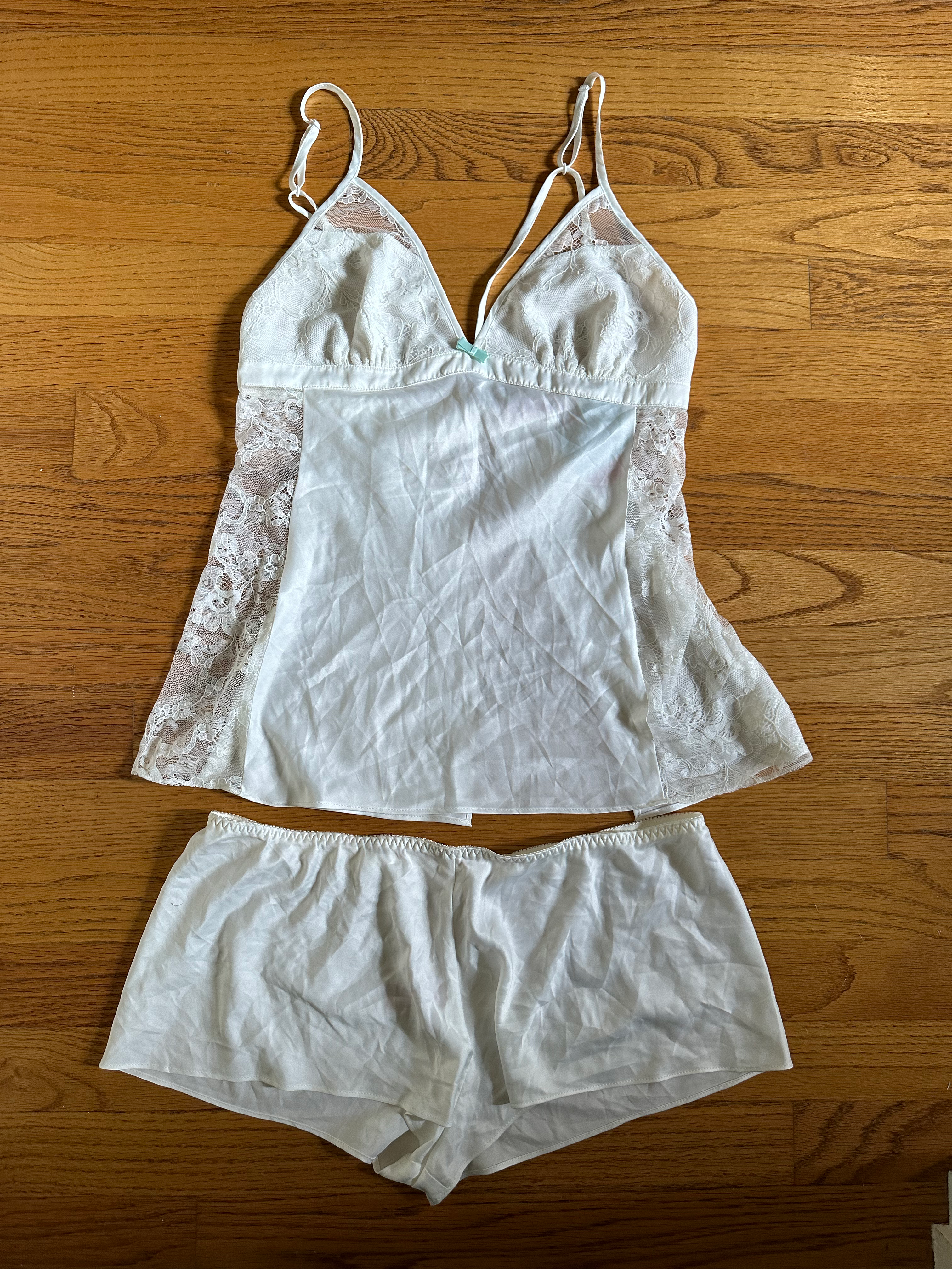 Betsey Johnson sleep set