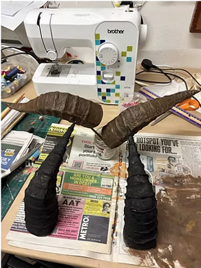 HORN -.png