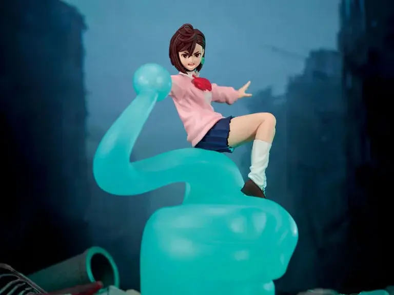 Momo FigLife! BANPRESTO 7in