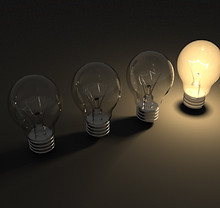 밝은 아이디어 전구 