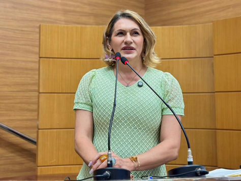 “R$ 415 milhões em festas em menos de três meses”, alerta Linda Brasil ao questionar prioridades de gestores em Sergipe e riscos dos elevados gastos no ano eleitoral