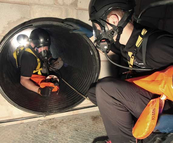 Seguridad en trabajos dentro de espacios confinados