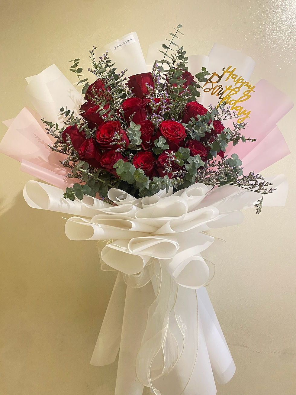 Thumbnail: 18-stem Red Imported Rose Bouquet