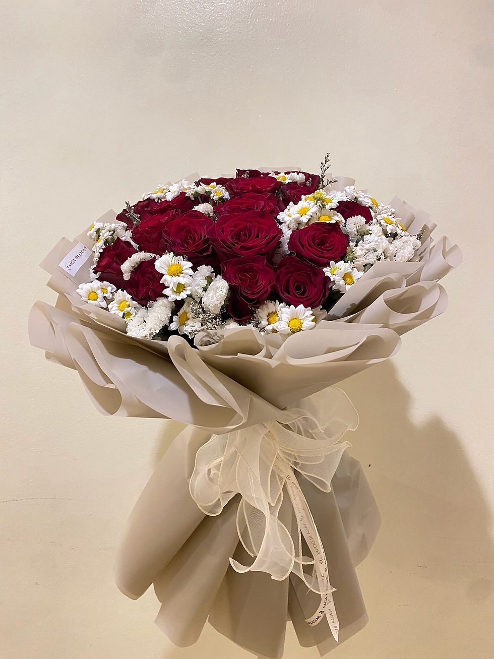 Thumbnail: 18-stem Red Imported Rose Bouquet