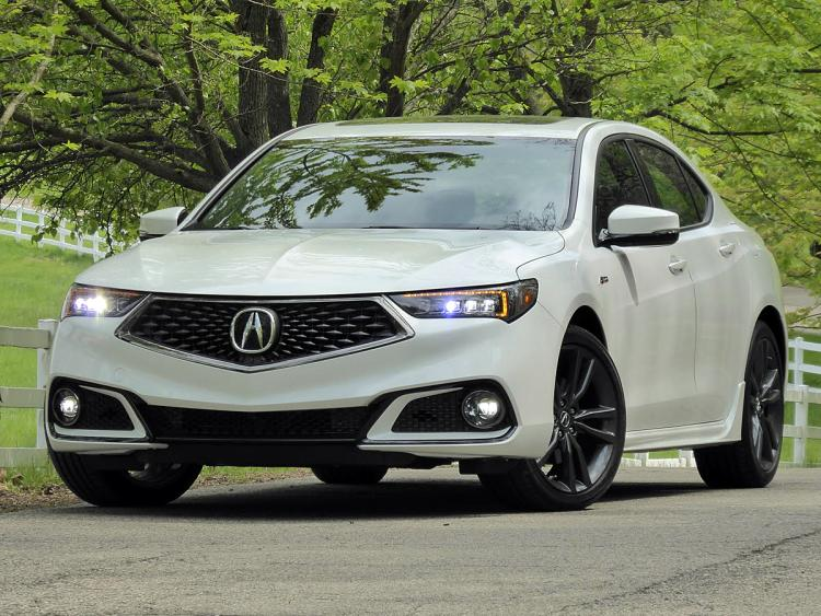 Compare 2018 Acura TLX vs 2017 BMW 3-Series