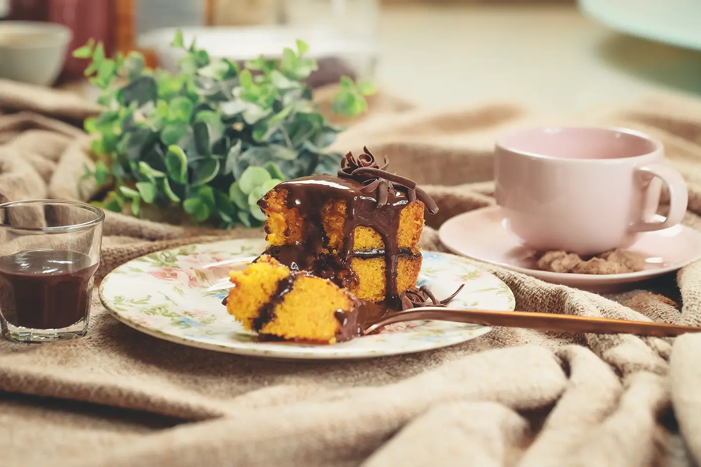 Bolo Cenoura com Chocolate da Diju Cake