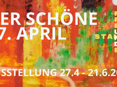 Dr. Wolf Siegert interviewt Gäste zur Eröffnung der „di Galerie“ am 27. April 2024