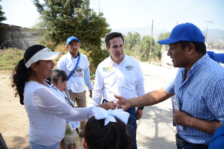 Félix Guzmán pide el voto en Cocotitlán por el PAN