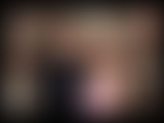 Millie Bobby Brown está casada! Atriz de 'Stranger Things' faz casamento secreto com o filho de Jon Bon Jovi aos 20 anos.