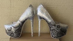 13096255_1631524537068225_71023097945080