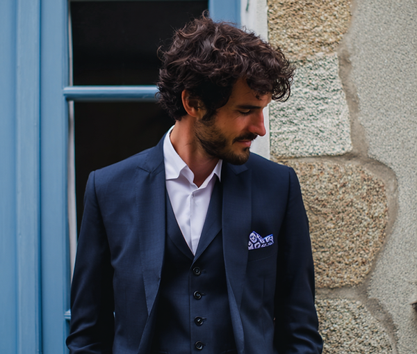 costume-bleu-nuit-2026.png