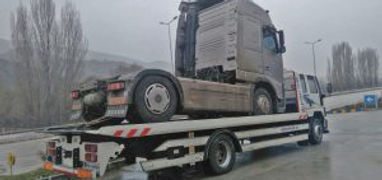 tir-kamyon-cekici-kurtarma-1-300x225.jpg