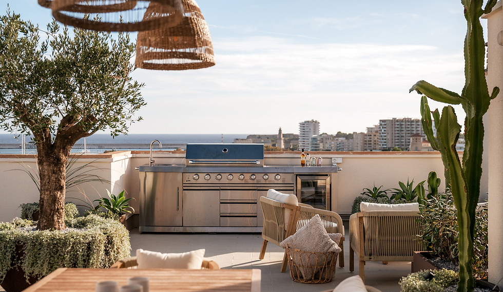 penthouse - 020.jpg