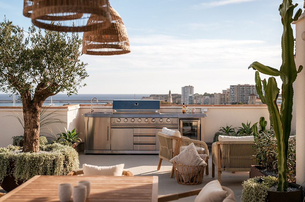 penthouse - 020.jpg