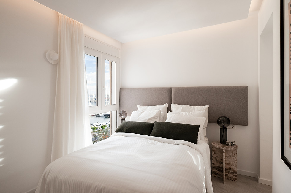 penthouse - 027.jpg