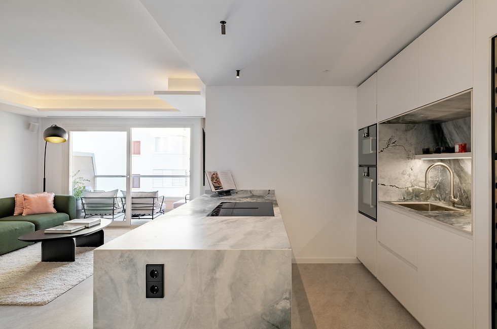 penthouse - 036.jpg