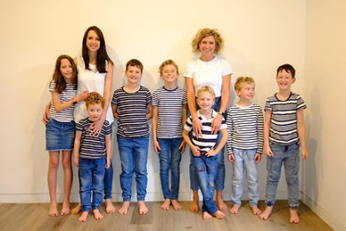 Christy and Freya with Kids.JPG