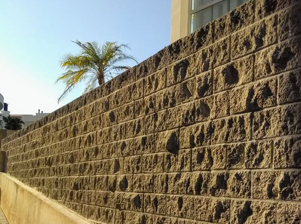 Muro com BLOCKSTONE.jpg