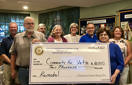 Fest-donation-to-Vets-house(1).png