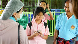 คณะครูนักเรียนโรงเรียนสตรีสิริเกศเยี่มชมบริษัท 1