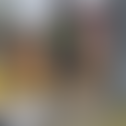 Graffiti sur métro Bruxelles avec agent de sécurité présent lors de la prise de photo.