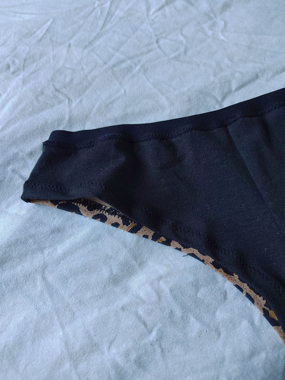 Thumbnail: 3 x leopard print eat me pants