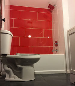 30085909_161115744566058_4875727254732144640_n