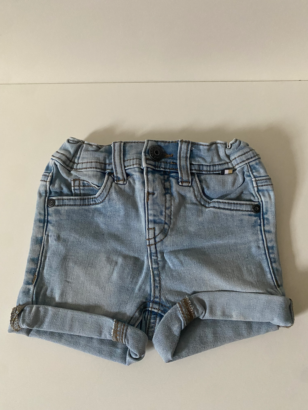 Thumbnail: licht blauw jeans shortje name it 92